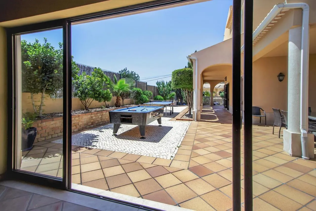 Villa Gale By Galantevasques Guia
