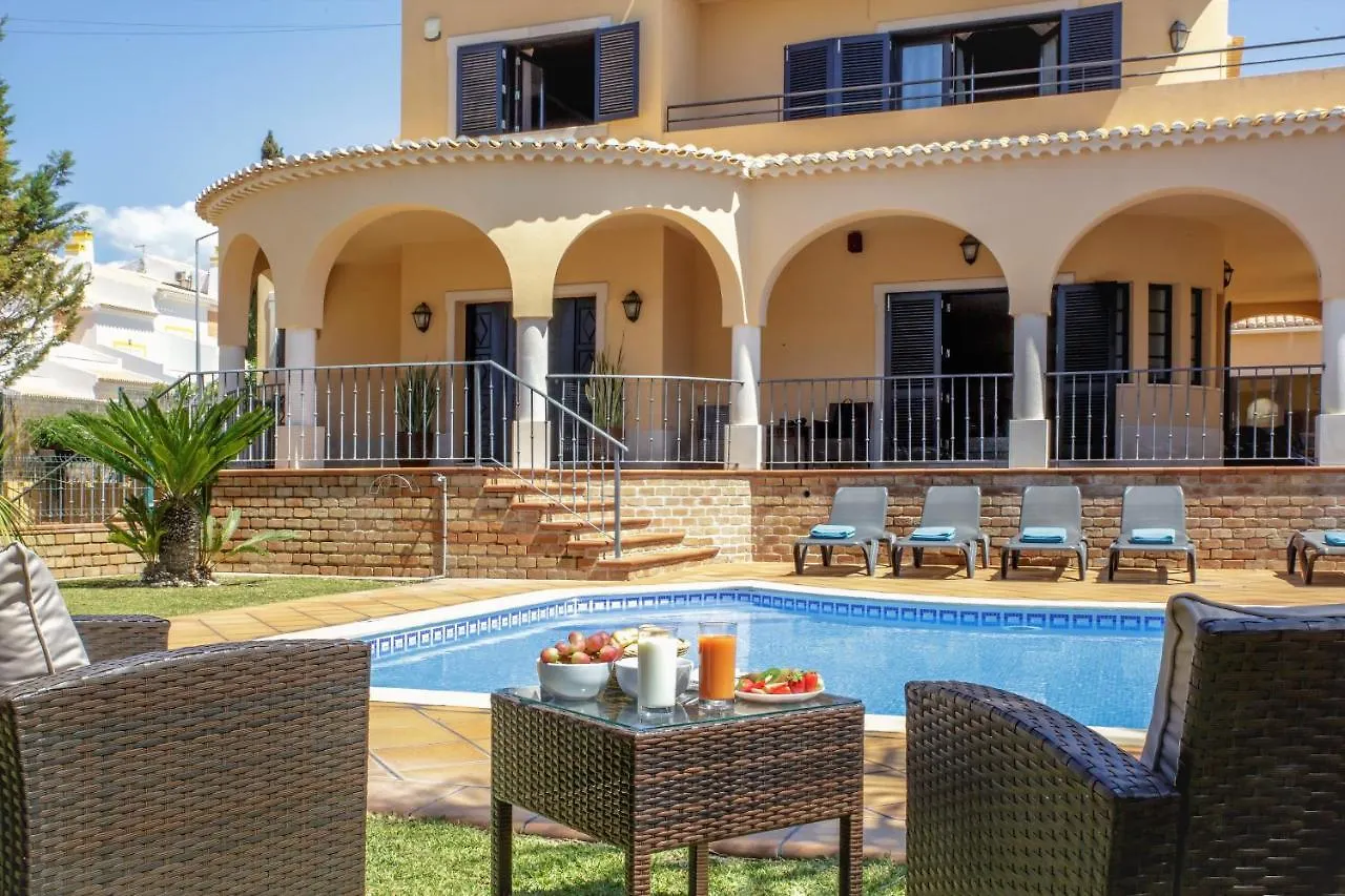 Villa Gale By Galantevasques Guia