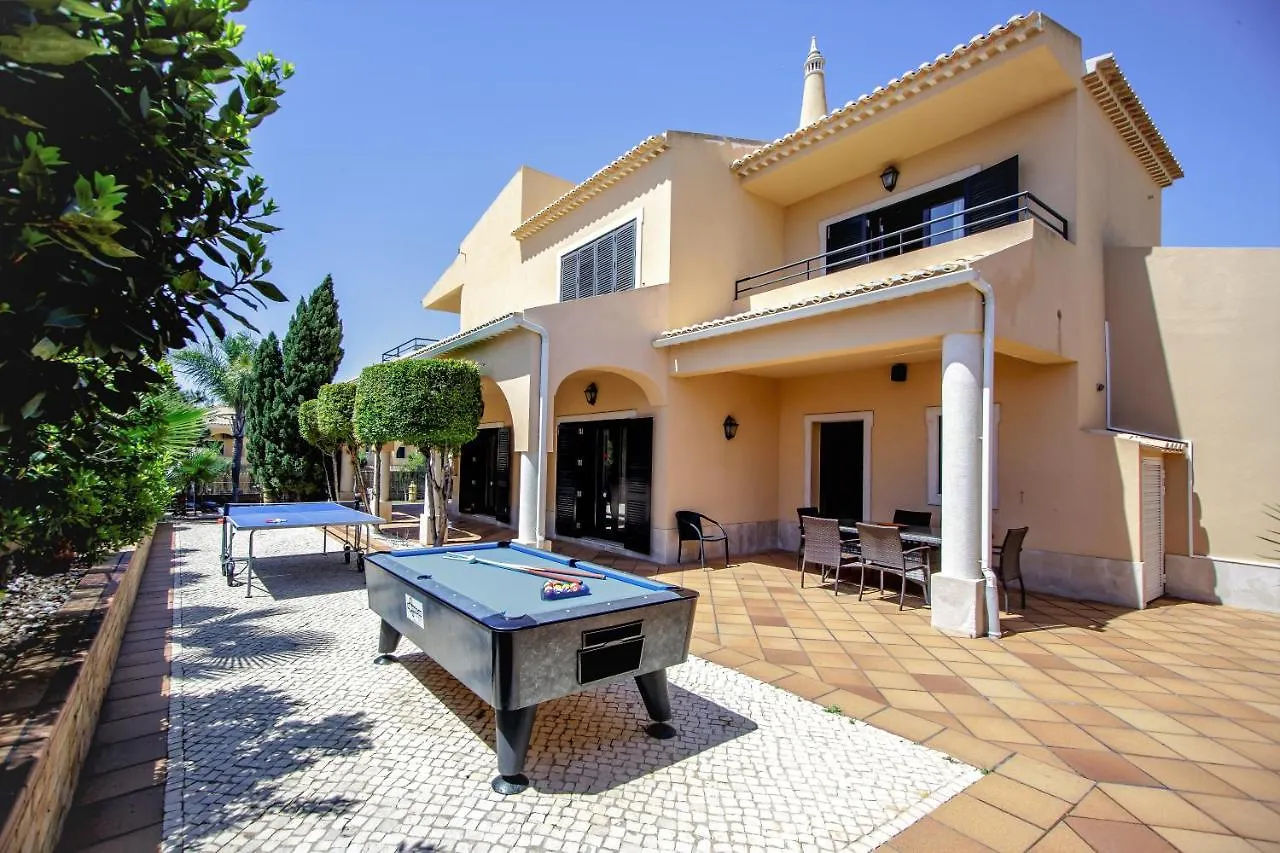 Villa Gale By Galantevasques Guia